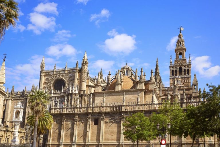 Seville Cathedral and Giralda: Skip-the-Line Ticket